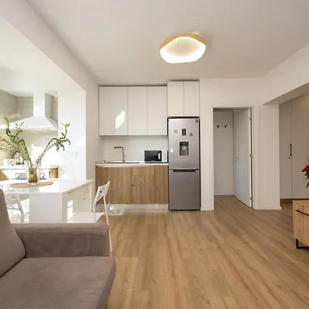 Mia's Place Corner * Tirana